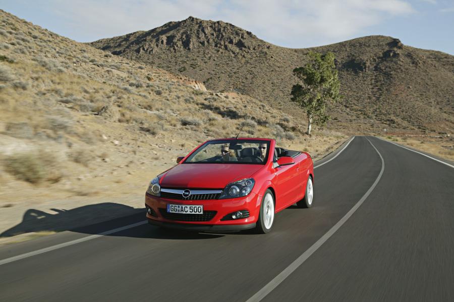  Opel Astra Twin Top 2007 года  (фото 85 из 131)
